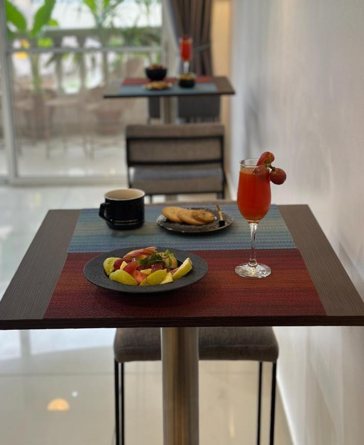 Guided Hospitality - Luxury Accommodations Lagos Exterior photo